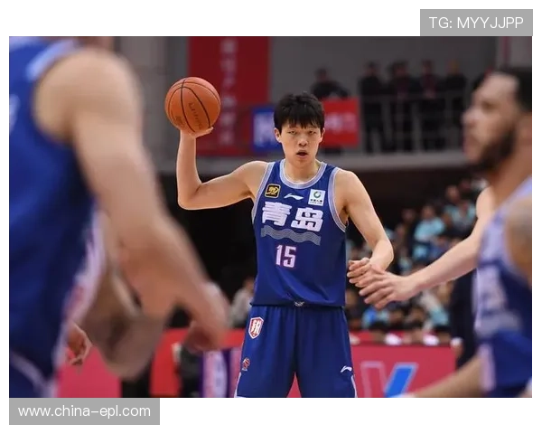 杨瀚森NBA首秀引热议专家剖析不足美球迷力挺呼吁提升核心地位 杨瀚森NBA首秀引热议专家剖析不足美球迷力挺呼吁提升核心地位